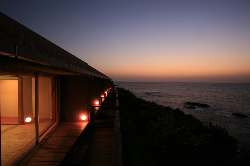 Umitsubaki Hayama Otel Asaragi Dış mekan fotoğraf